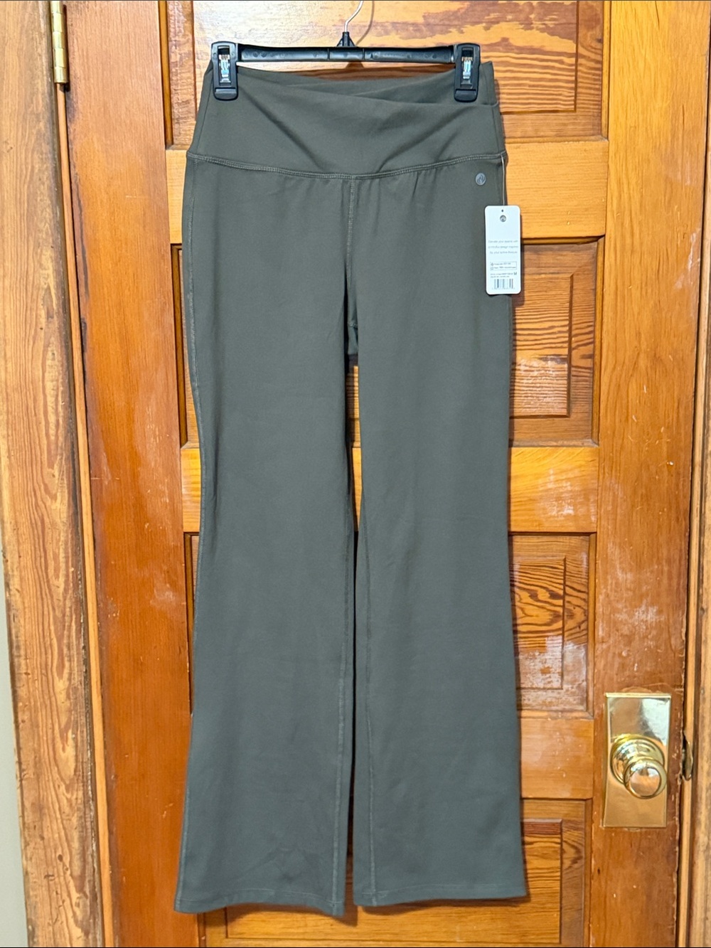 NWT apana Vital Suede Yoga Pants Size Medium